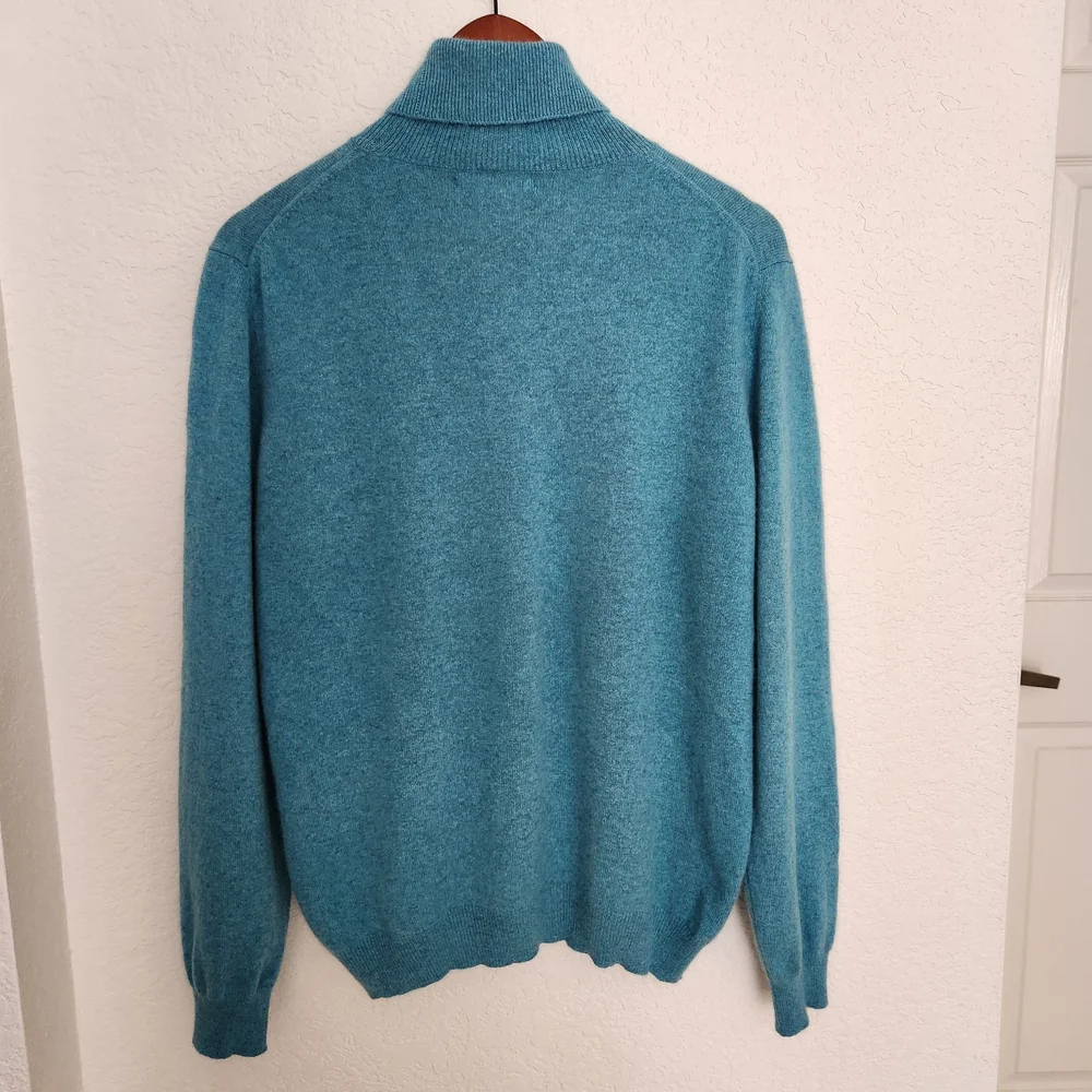 McDuff 100% Cashmere Elegant Teal Turtleneck Sweater, Finest Cashmere Yarns - Picture 6 of 7